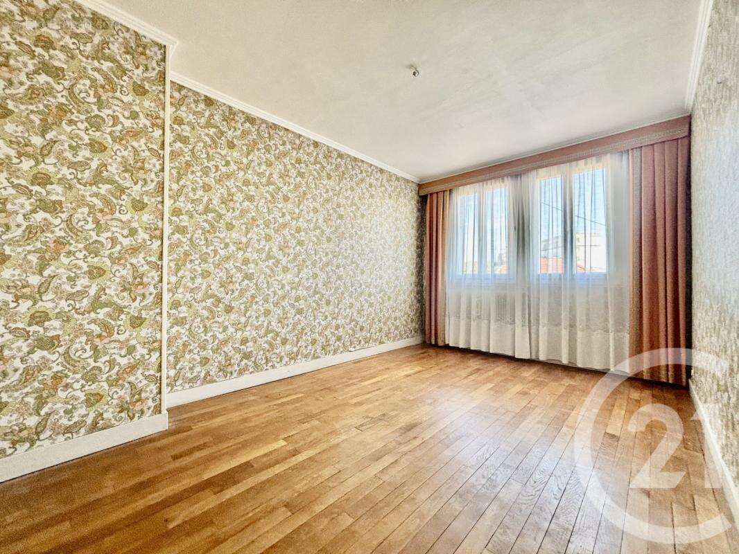 Maison 86 m² à Limoges  - photo 10