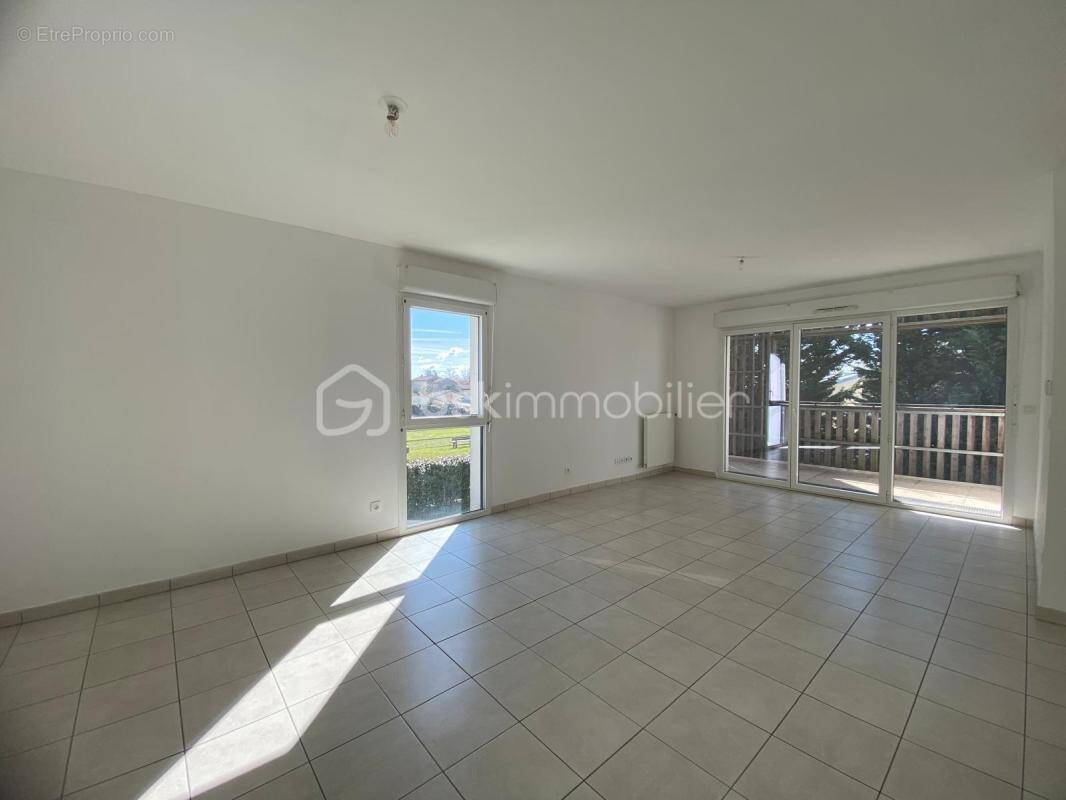 Appartement à VILLENAVE-D'ORNON