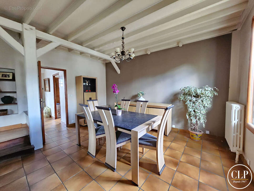 Maison à NEUILLY-PLAISANCE