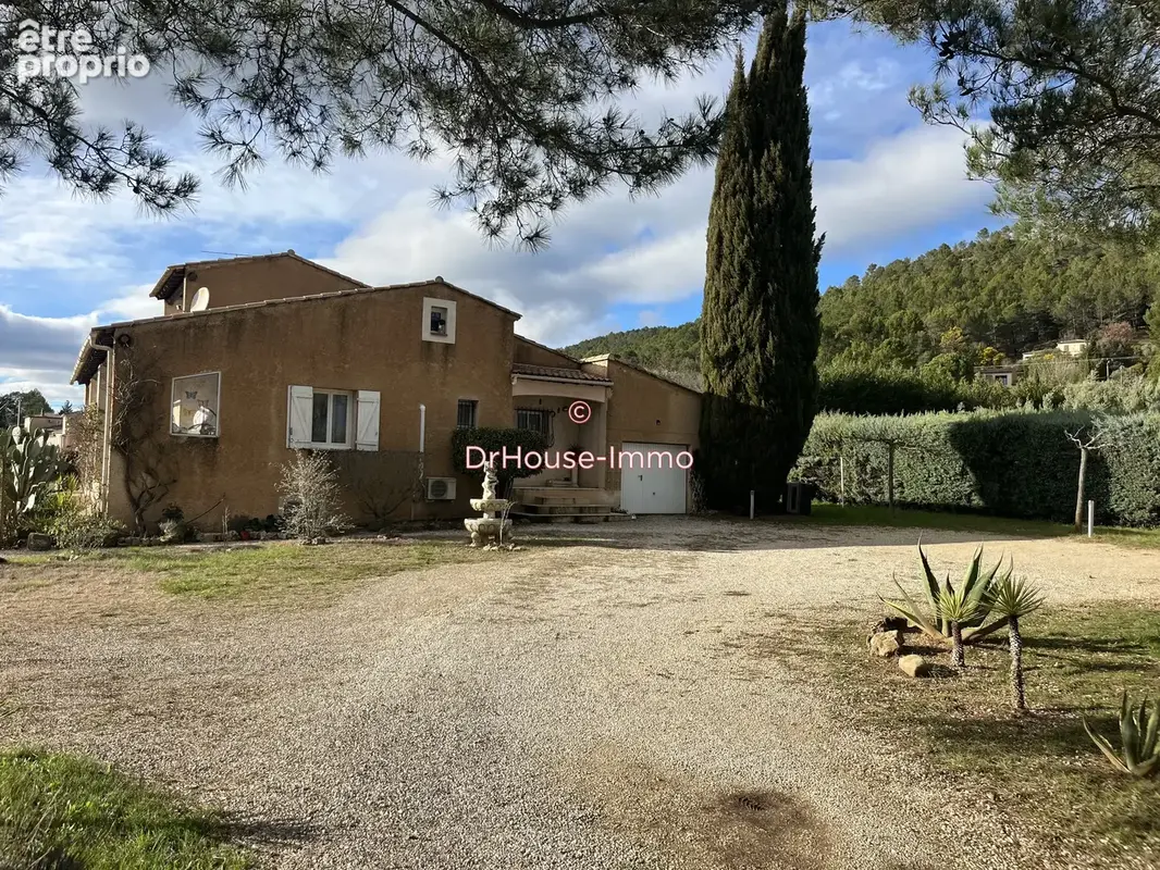 Maison 5 pièces 111 m² à vendre à Le Val (83143) - photo 7