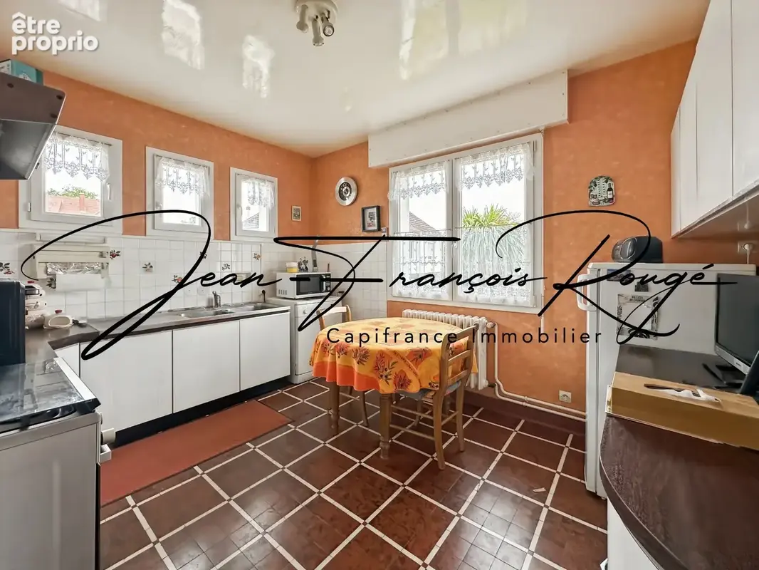 Agneaux, idéalement située, maison familiale de 133 m² avec cinq chambres  !!! - photo 8