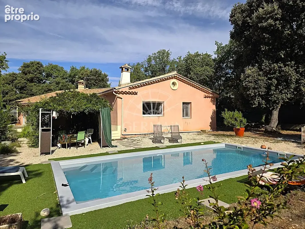 Mazan à vendre en Exclusivité maison de plain pied avec piscine sur un terrain de plus de 2600m² - photo 2