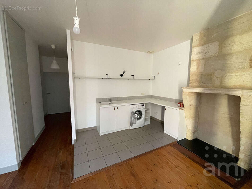 Appartement à BORDEAUX