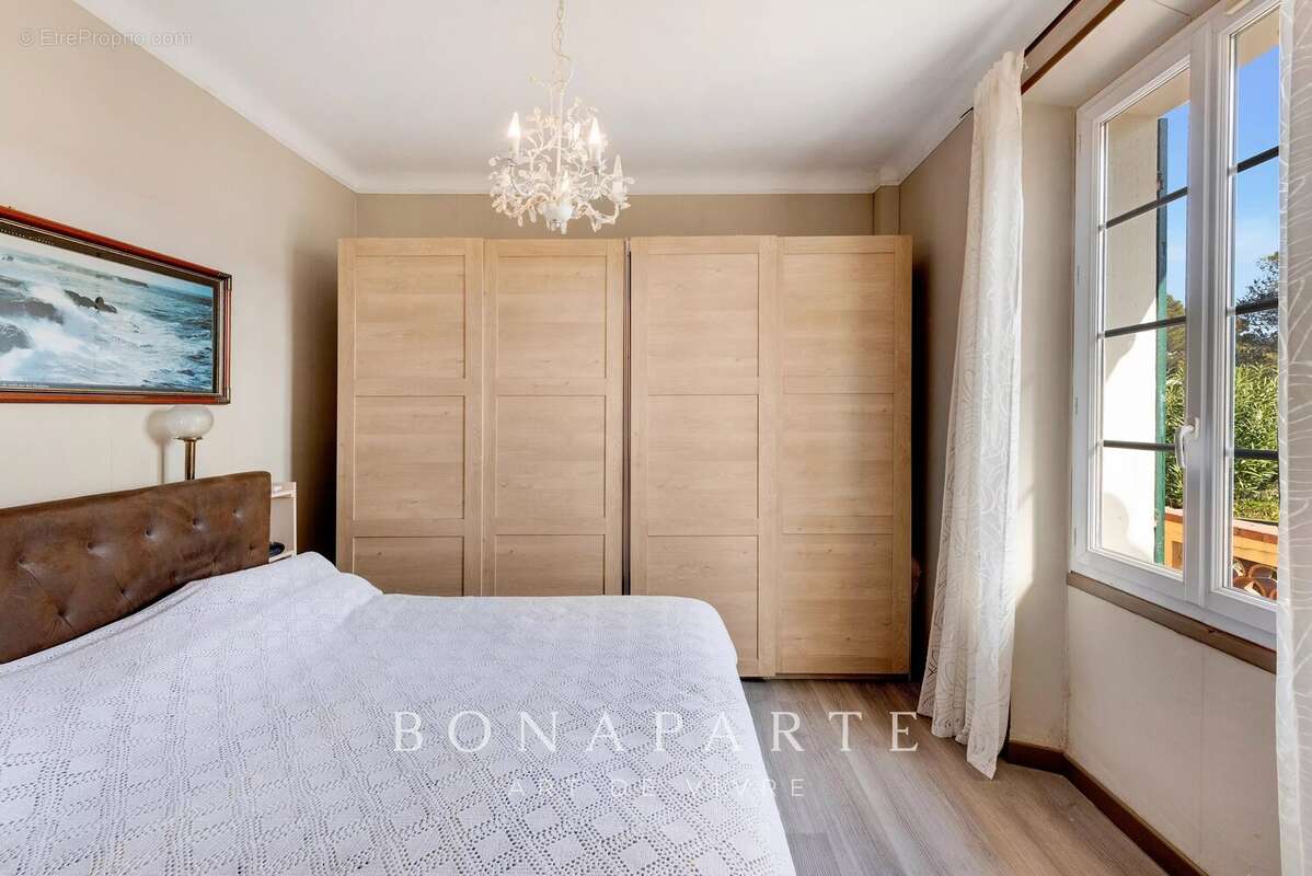 Saint-raphael - villa t4 traditionnelle - photo 11