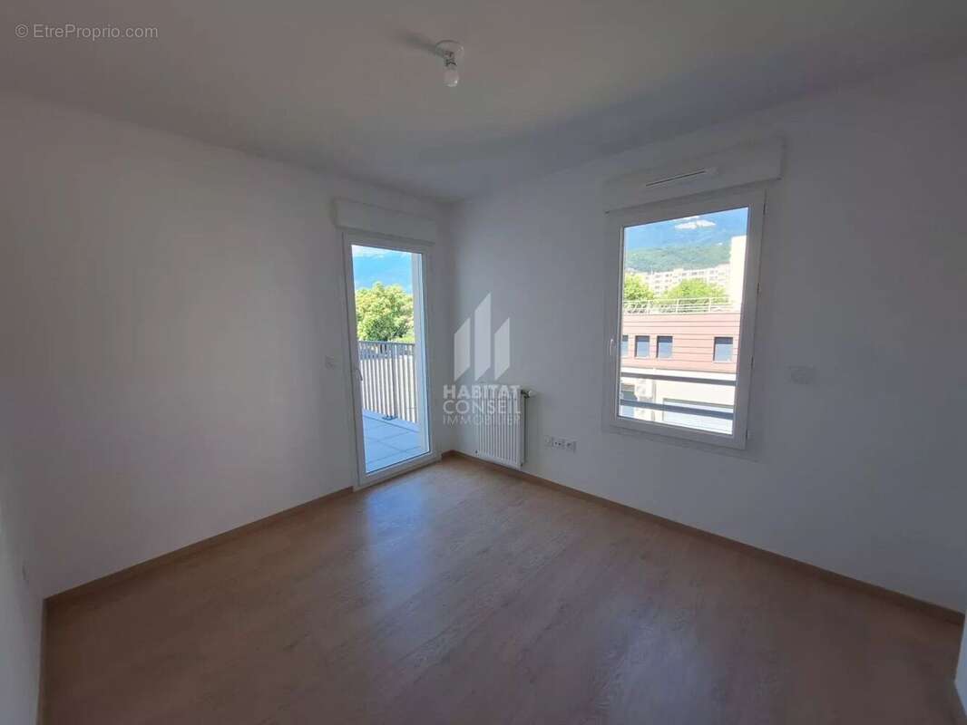 Appartement à ECHIROLLES