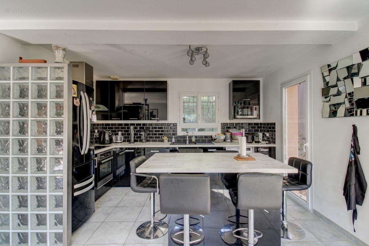 Maison à SAINT-MARTIN-DU-VAR