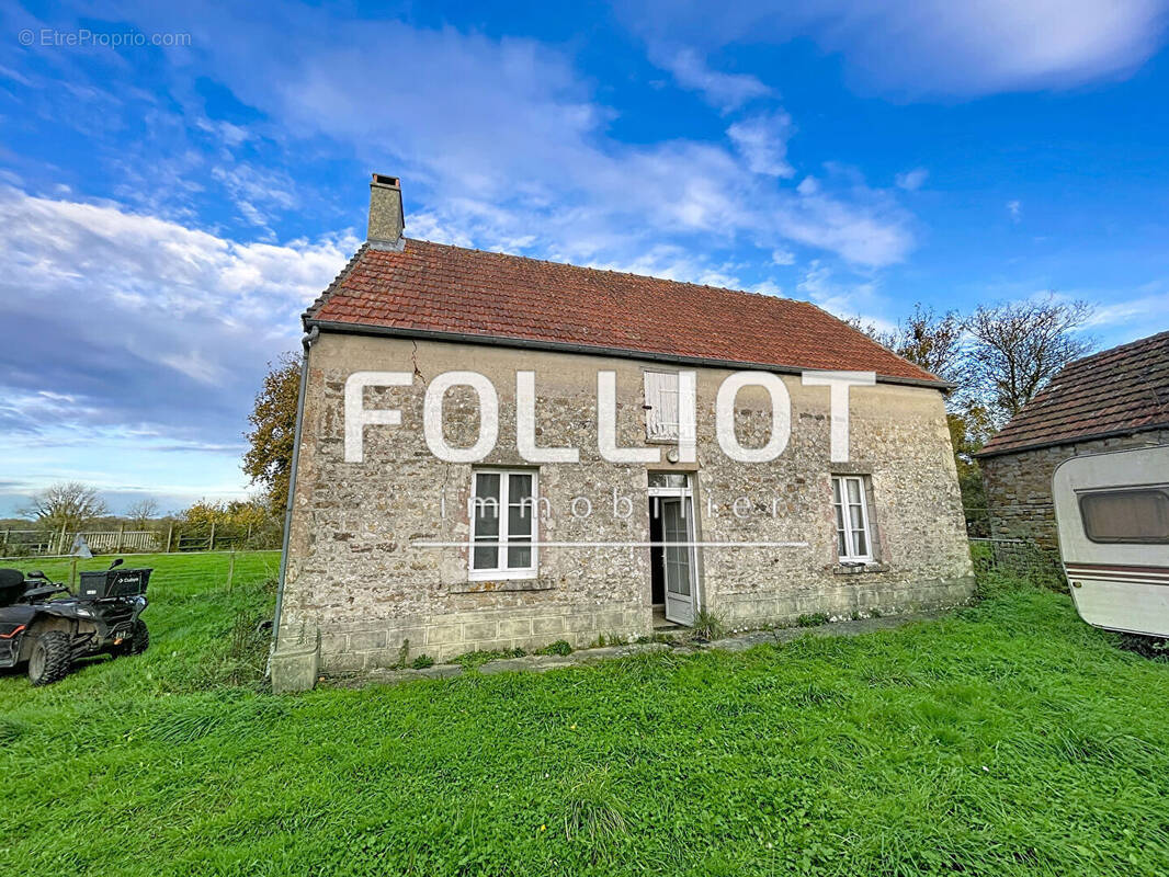 Maison à PICAUVILLE