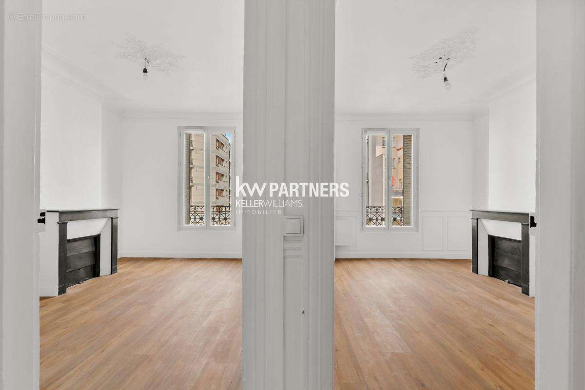 Appartement à COURBEVOIE