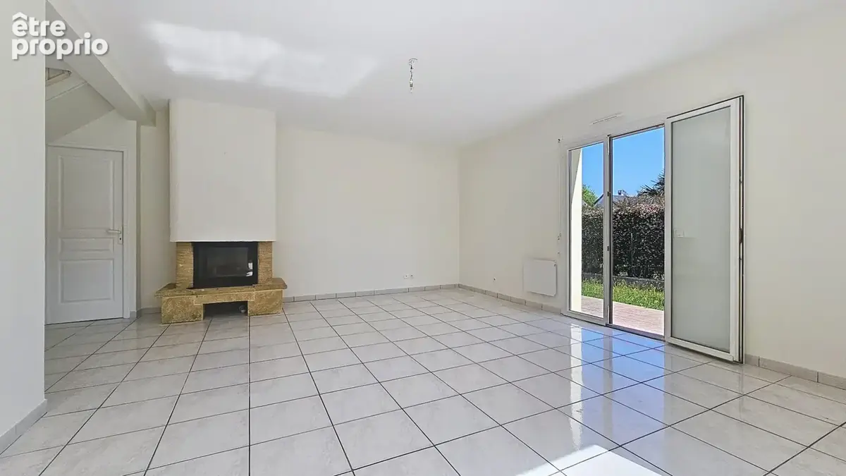 Maison à vendre 5 pièces avec garage et jardin HORGUES (65) - photo 7