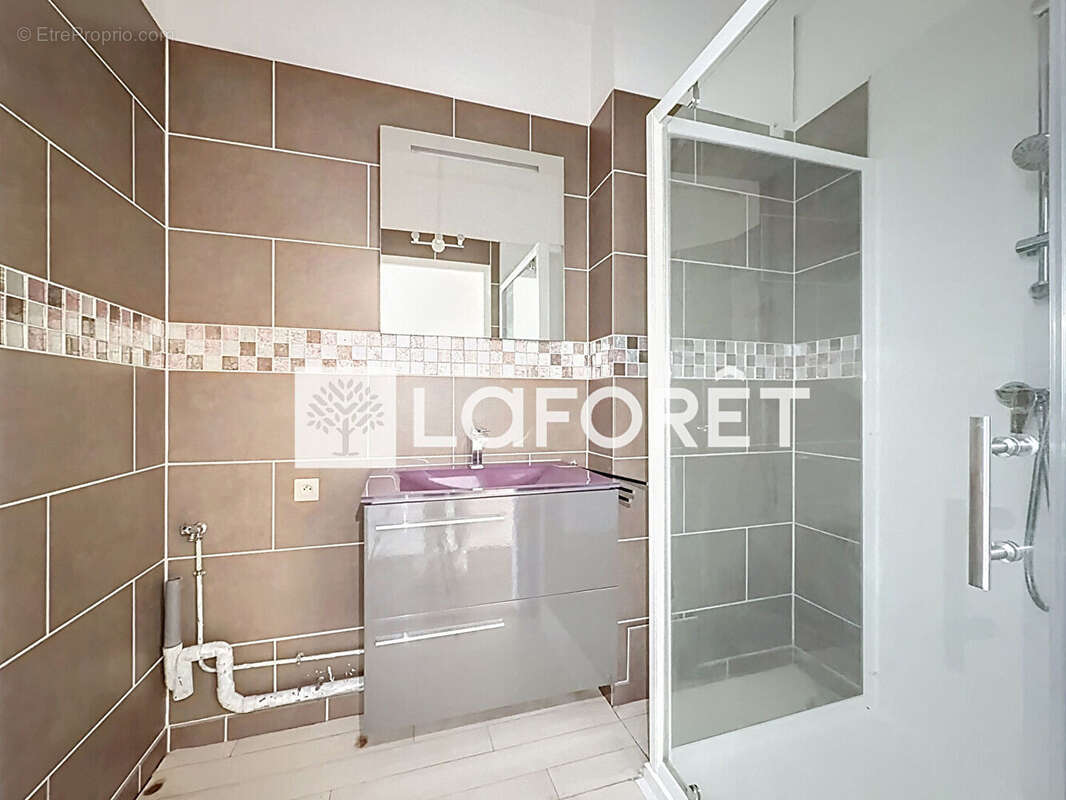 Appartement à MOISSY-CRAMAYEL