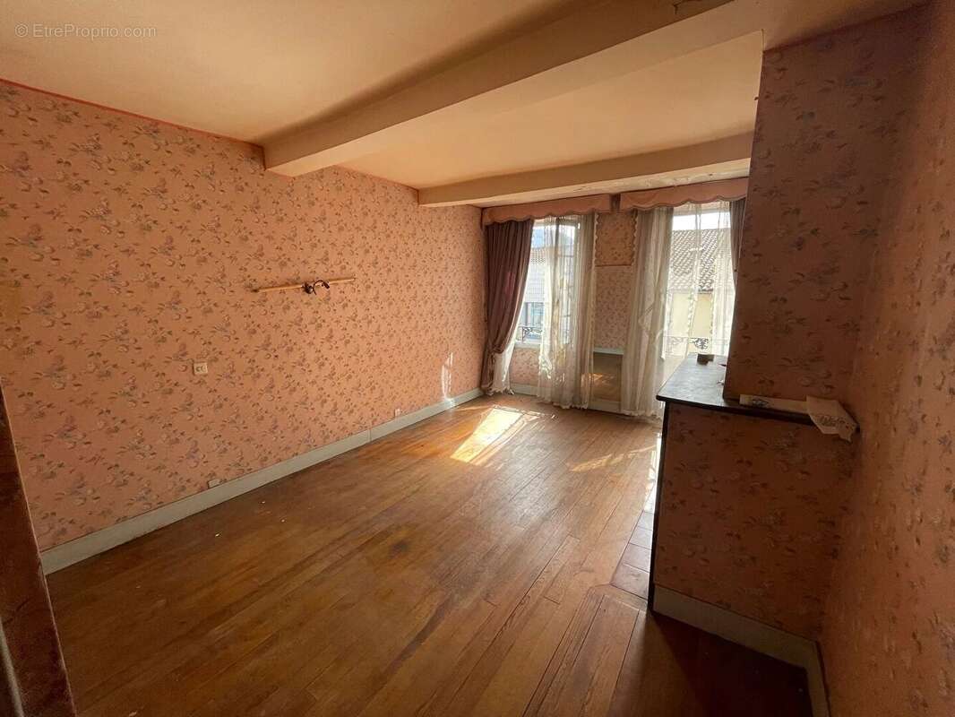 Appartement à SAINT-GIRONS