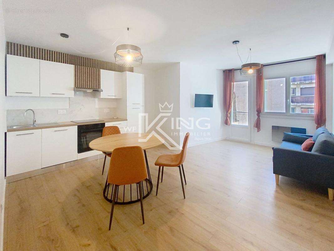 Appartement à SAINT-RAPHAEL