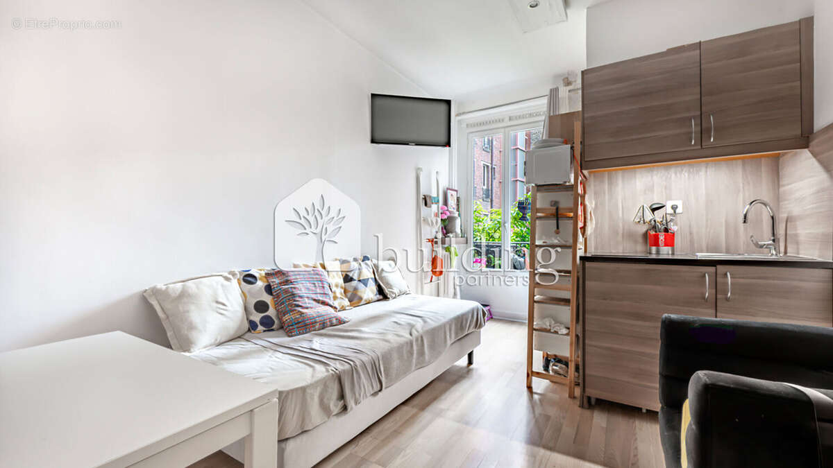 Appartement à NEUILLY-SUR-SEINE