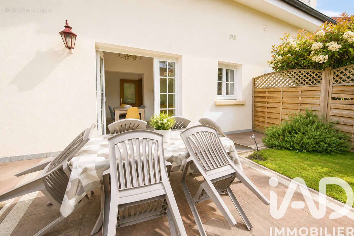 Photo 3 - Appartement à AUDUN-LE-TICHE