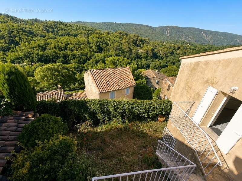 Maison à BONNIEUX