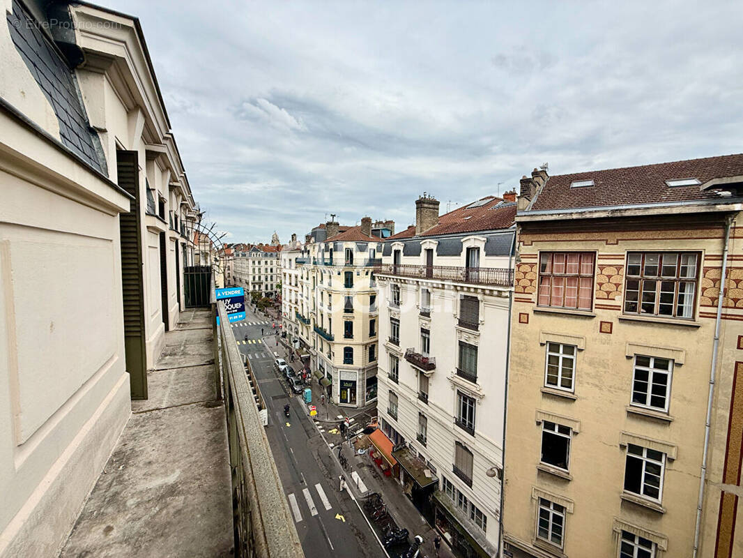 Appartement à LYON-1E