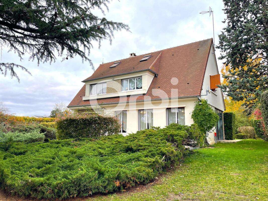 Maison à PACY-SUR-EURE