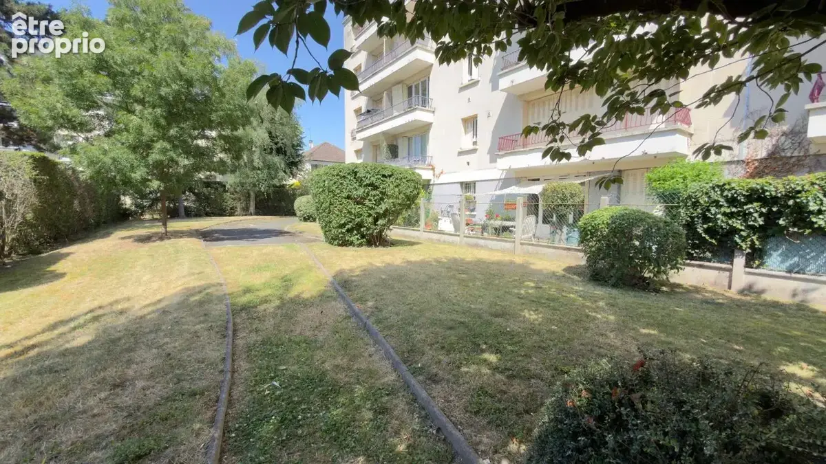 Appartement à NEUILLY-PLAISANCE