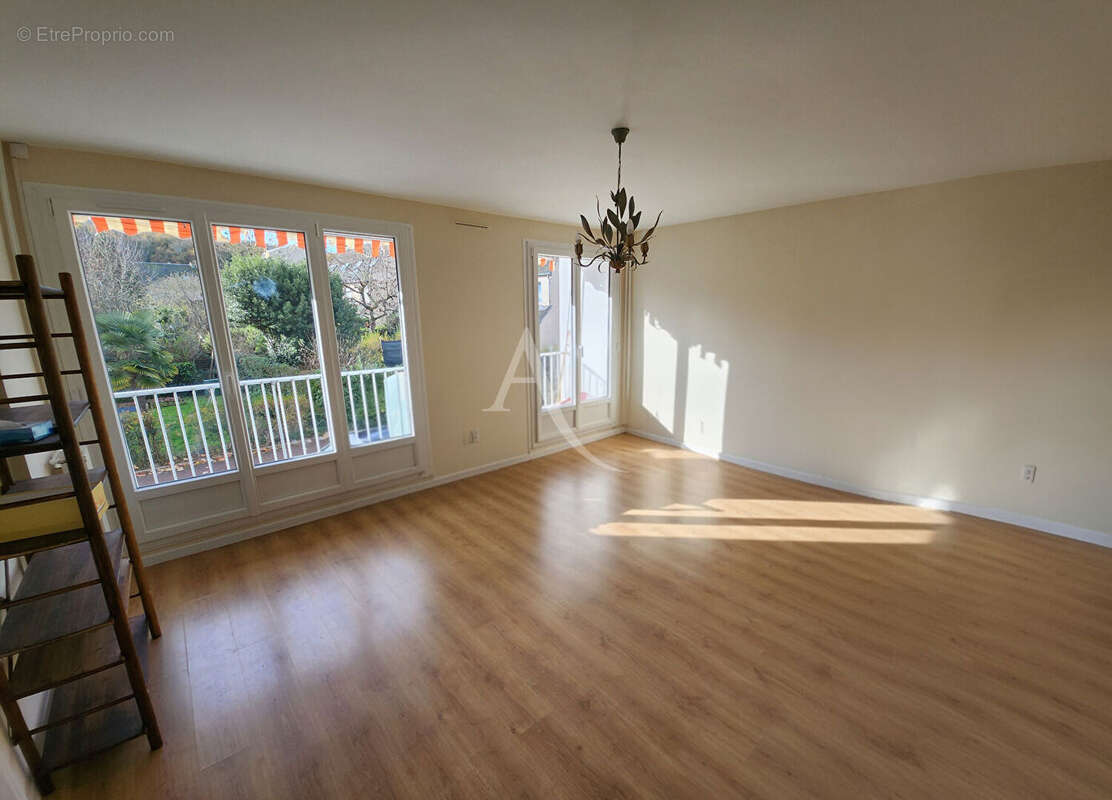 Appartement à DOURDAN