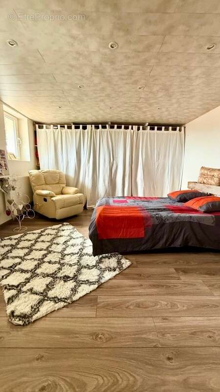 Maison à SAINT-FERREOL-D&#039;AUROURE