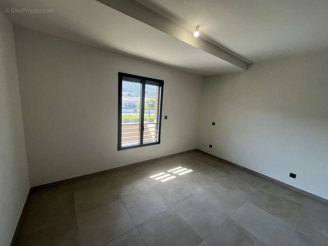 Appartement à BORGO