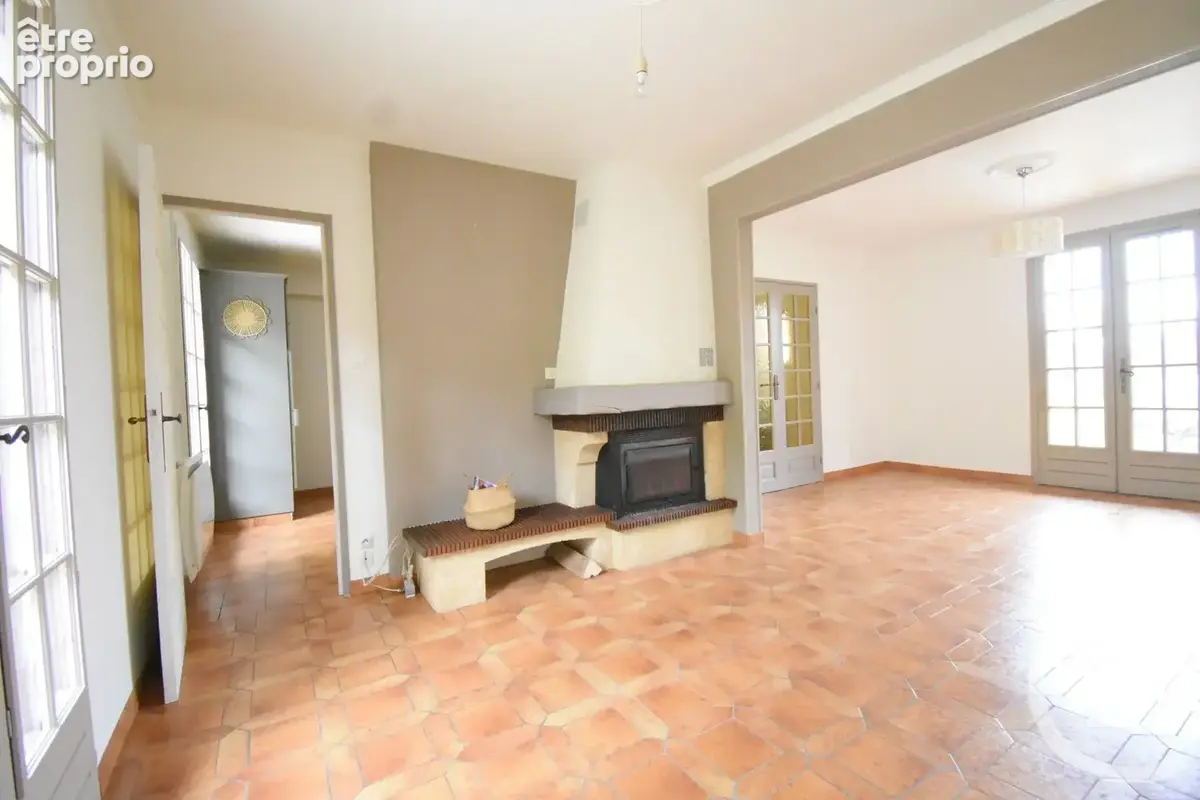Maison 5 pièces 125 m² à vendre à Bellerive-Sur-Allier (03700) - photo 4