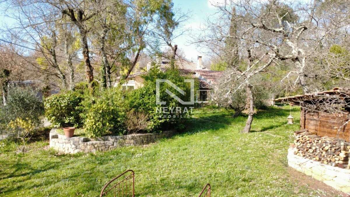 Fayence maison de plain-pied avec 3 chambres et dependances - photo 4