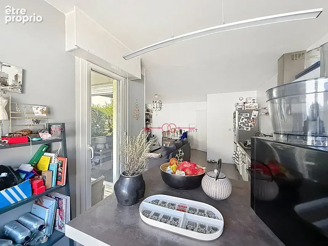 Appartement Reims 2 pièce(s) 53 m2 - photo 5
