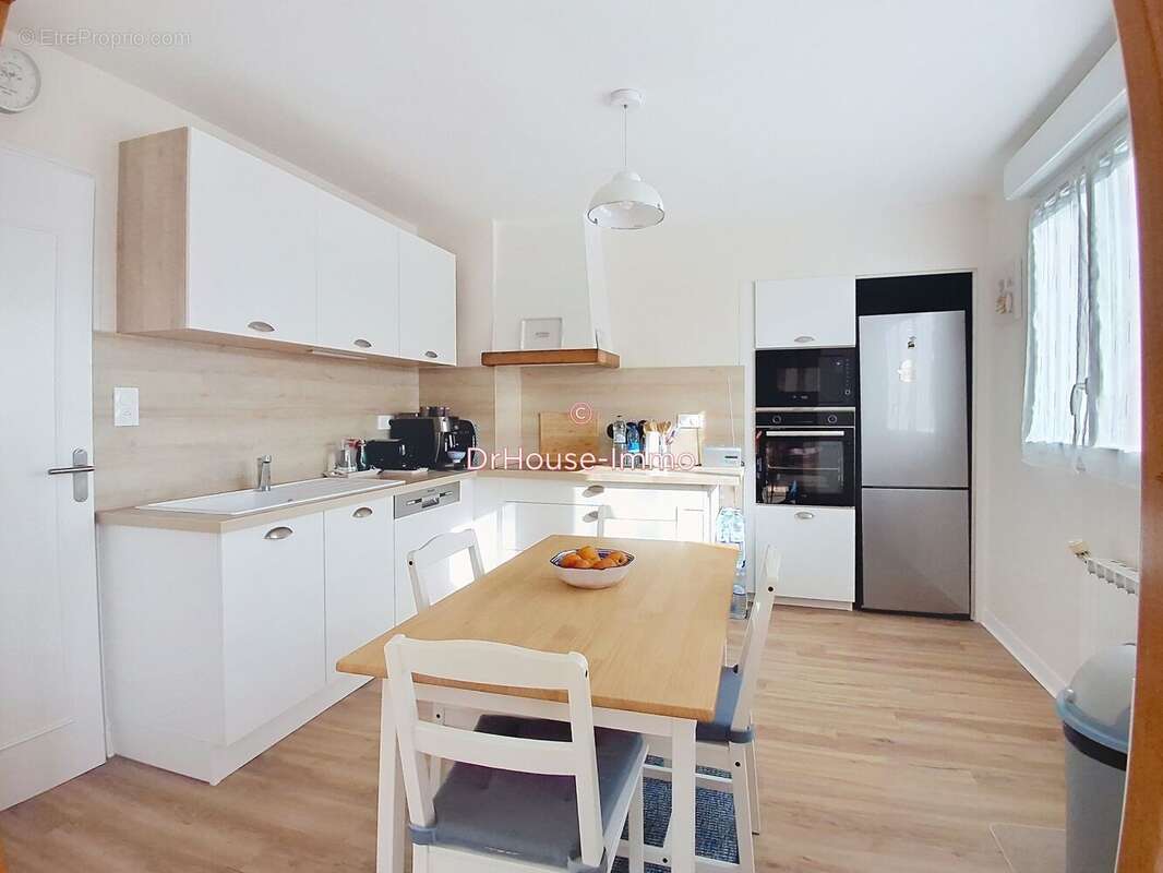 Maison 133 m² à Saint-Senier-Sous-Avranches  - photo 14
