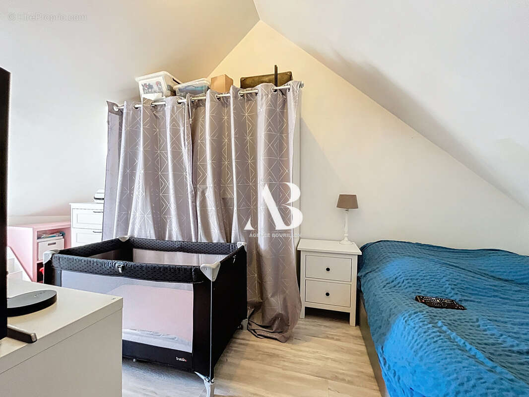 Maison à LUISETAINES