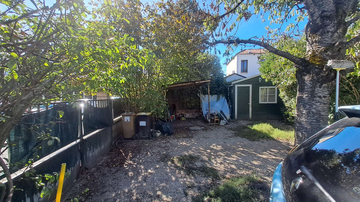Maison à LE PERREUX-SUR-MARNE