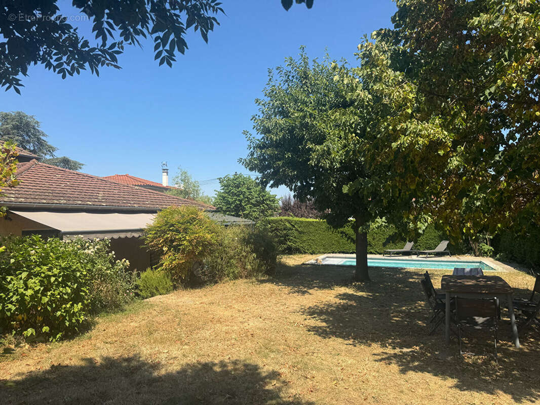 Rare au coeur de Francheville le Haut maison 7 pièce(s) 211 m2 au calme - photo 4