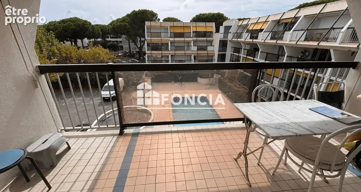 Le Ponant : Agréable studio cabine climatisé dans résidence avec piscine - Cabine 2 couchages indépendante - Grande terrasse - photo 8