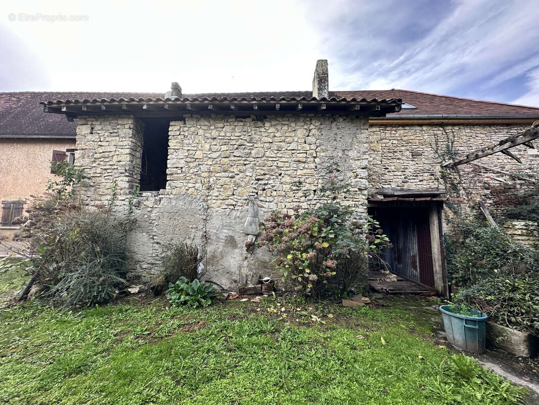 Maison à AUTEVIELLE-SAINT-MARTIN-BIDEREN