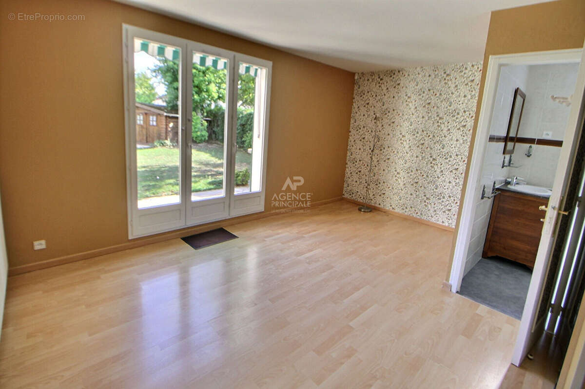 Maison à VERNOUILLET