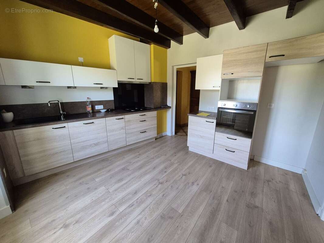 20260528141940 - Maison à CHAMPS-ROMAIN