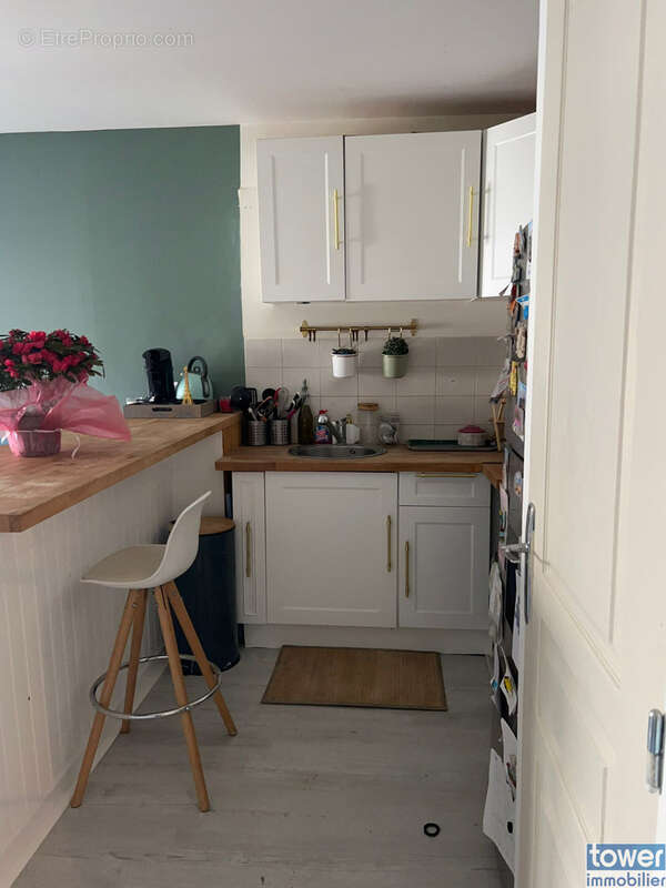 Appartement à SAULX-LES-CHARTREUX