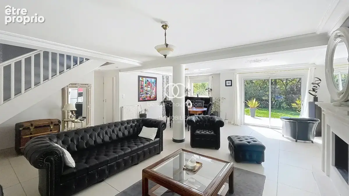 Theix Noyalo - Maison contemporaine 180 m² - Terrain 1.036 m² - photo 3