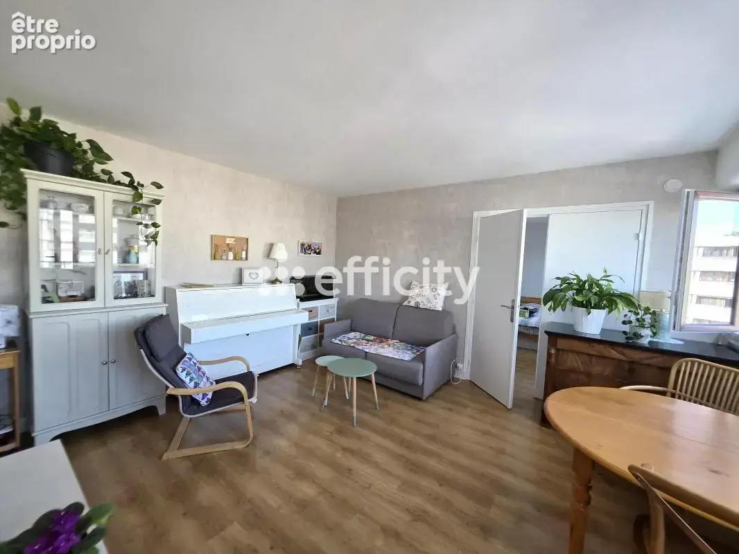 Photo Appartement à Carrieres-Sur-Seine au prix de 249 000€