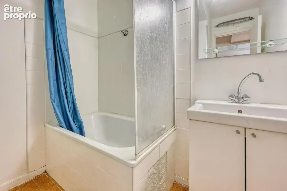 Studio réinventé à 3 min du port: hyper‑centre Cassis, prêt à louer – 180 000 € FAI - photo 9