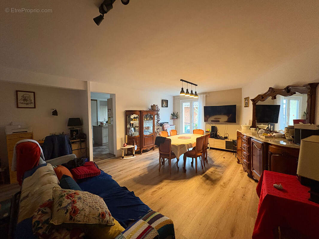 Maison à SAINT-PRIEST-SOUS-AIXE