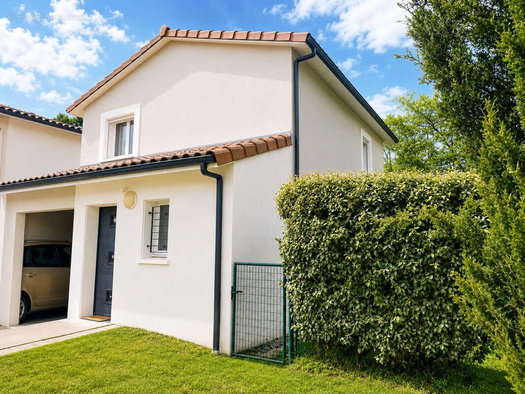 Maison à LABARTHE-SUR-LEZE