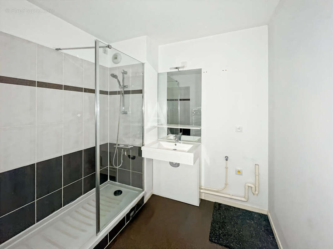 Appartement à GUIGNES