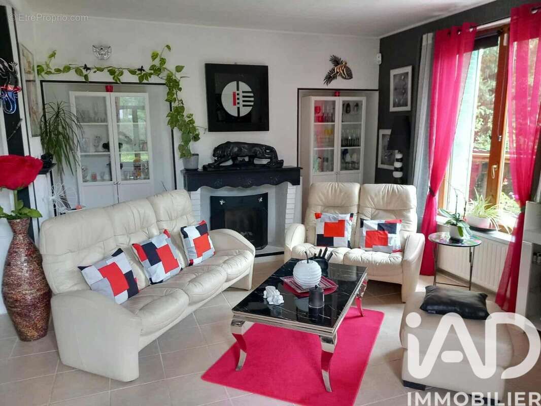 Photo 2 - Maison à BOURG-ET-COMIN