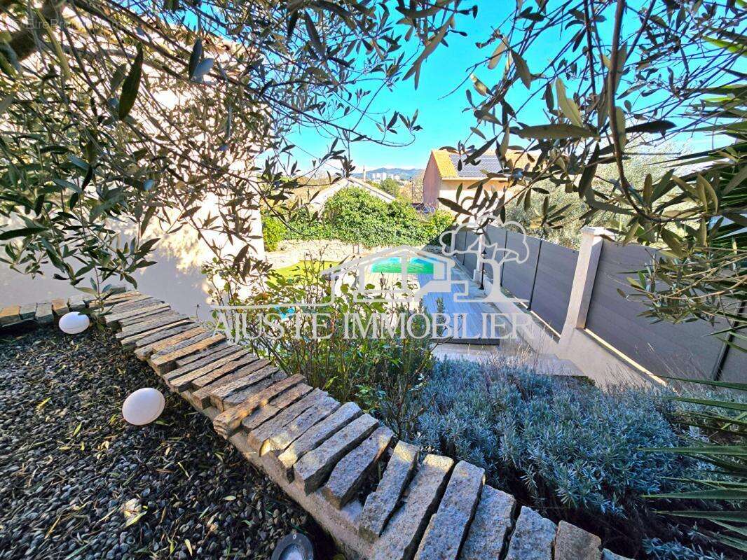 Maison à LES PENNES-MIRABEAU