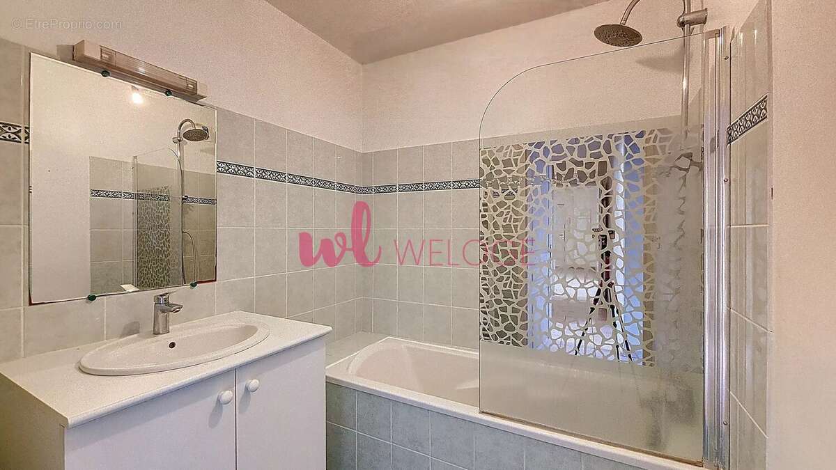 Vourles – Centre village - T4 3 chambres - 91m² environ avec terrasse - photo 11