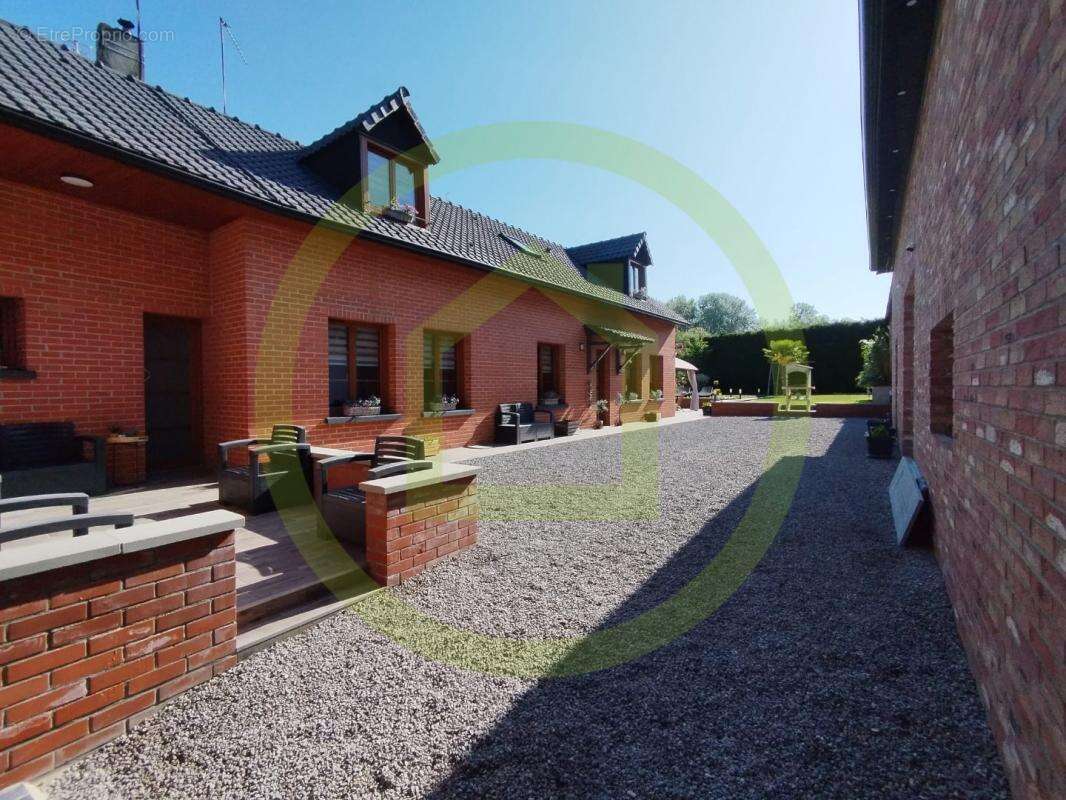 Maison à VERCHAIN-MAUGRE