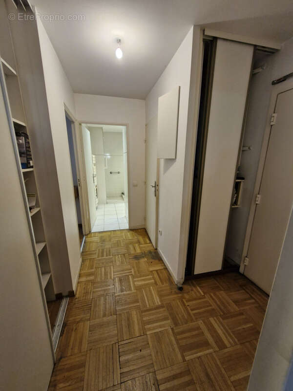 Lyon 7 saxe gambetta appartement type 2 residence seniors - photo 7
