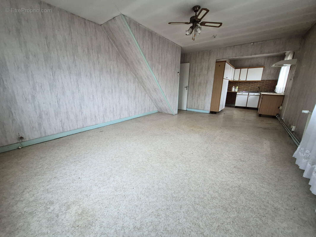 Maison à COURCELLES-LES-LENS