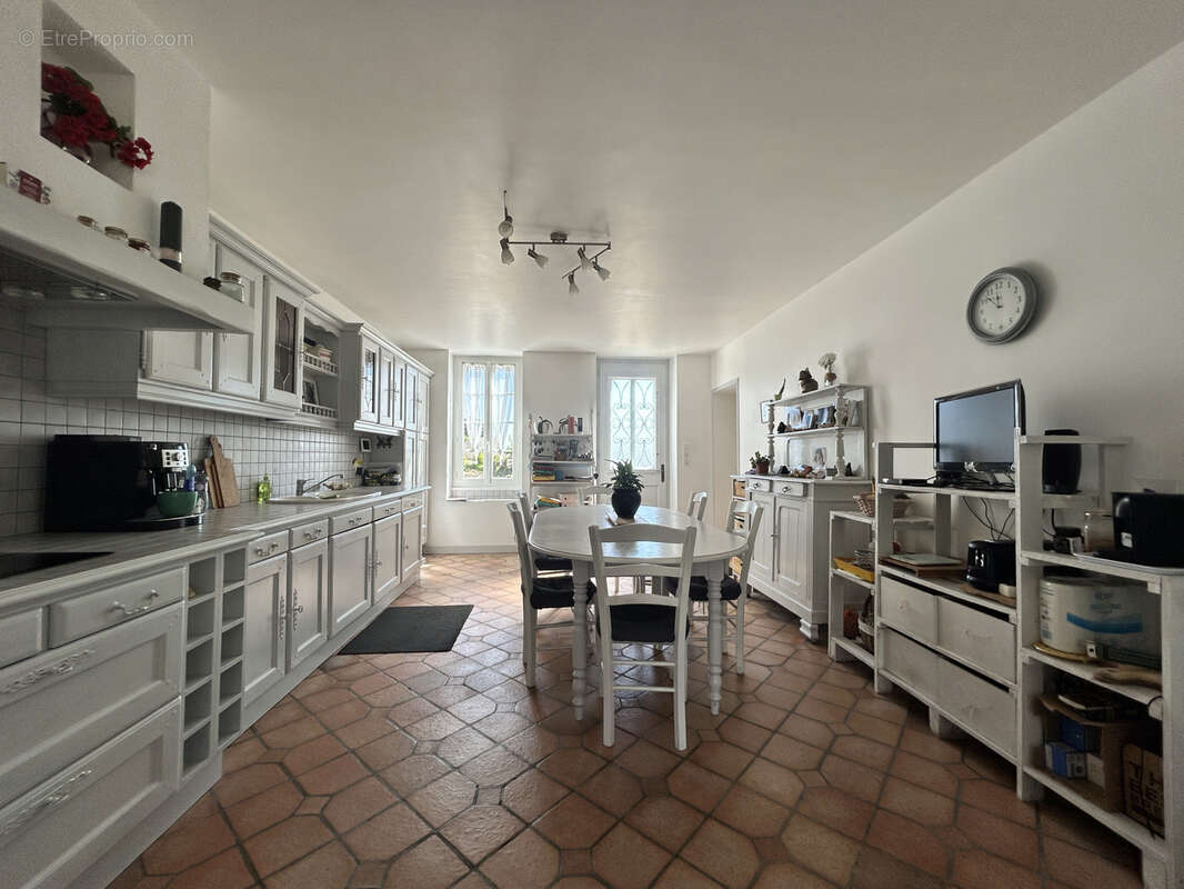 Maison à SAINT-EUGENE